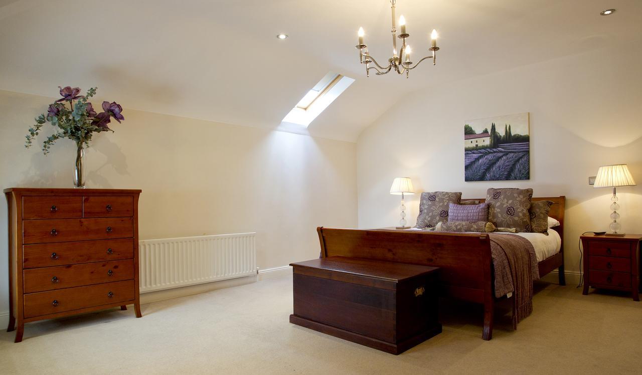 Moyvalley Hotel Self Catering Cottages Екстер'єр фото